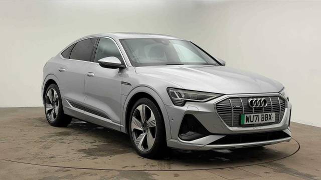 Audi e-tron Sportback Sportback S line 55 quattro 300,00 kW 4x4 vehicle Electric Floret Silver Metallic