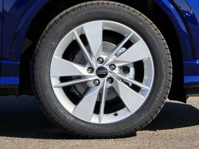 2025 Audi Q2 1.5 S line 35 TFSI  150 PS S tronic