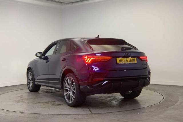 2024 Audi Q3 Sportback 1.5 Black Edition 35 TFSI  150 PS S tronic