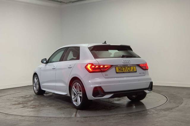 2021 Audi A1 Sportback 1.0 S line 30 TFSI  110 PS S tronic