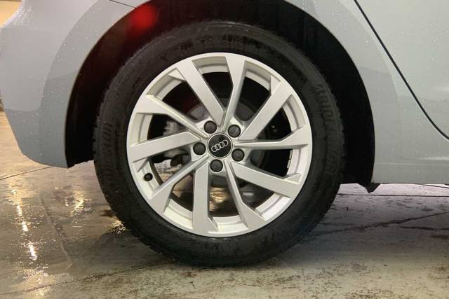2022 Audi A1 Sportback 1.0 Sport 30 TFSI  110 PS 6-speed