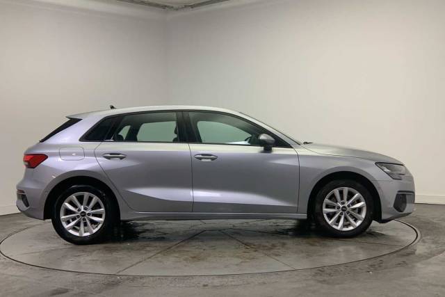 2022 Audi A3 Sportback 1.5 Technik 35 TFSI  150 PS 6-speed