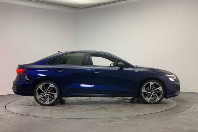 2022 Audi A3 Saloon 2.0 Edition 1 35 TDI  150 PS S tronic