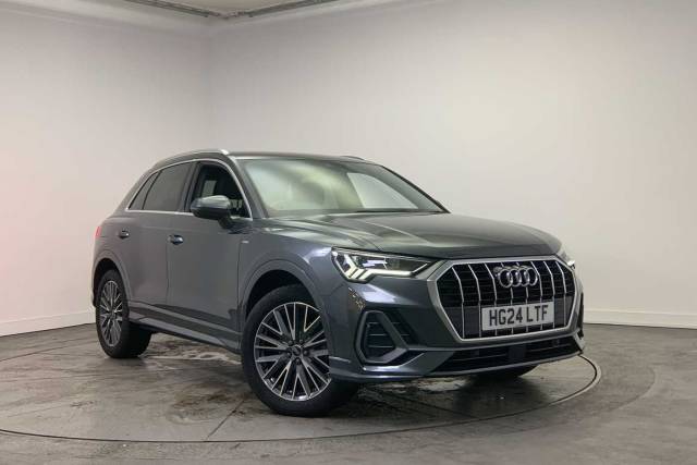 Audi Q3 2.0 S line 35 TDI  150 PS S tronic 4x4 vehicle Diesel Daytona Grey Pearl Effect