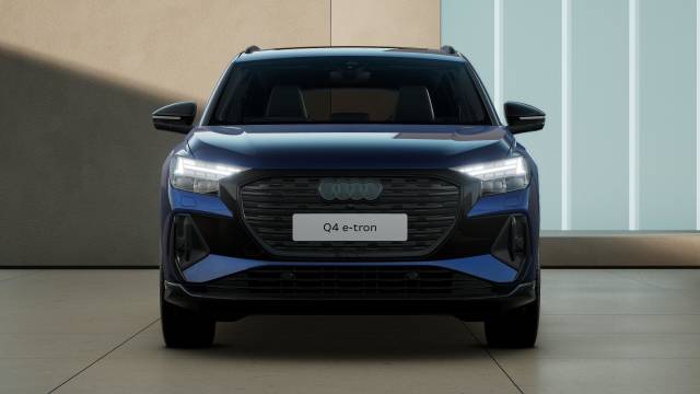 Audi Q4 e-tron AUDI Q4 Black Edition 45 e-tron quattro 210,00 kW