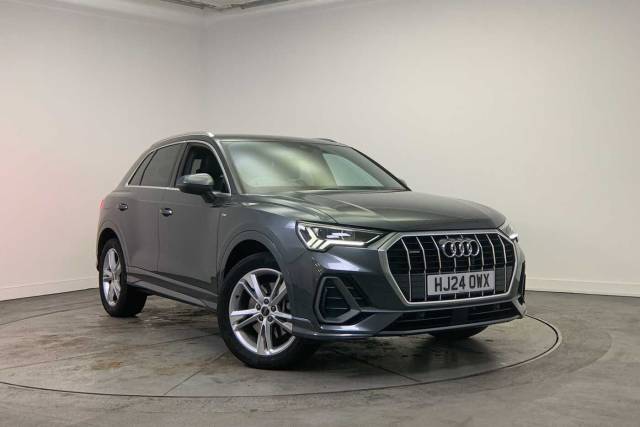 Audi Q3 2.0 S line 45 TFSI quattro 245 PS S tronic 4x4 vehicle Petrol Daytona Grey Pearl Effect