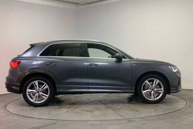 2024 Audi Q3 2.0 S line 45 TFSI quattro 245 PS S tronic