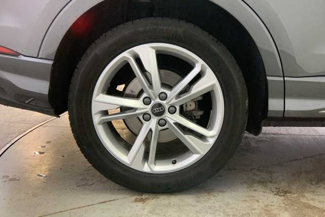 2024 Audi Q3 2.0 S line 45 TFSI quattro 245 PS S tronic