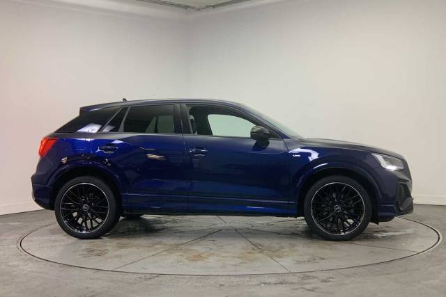 2023 Audi Q2 1.5 Black Edition 35 TFSI  150 PS 6-speed