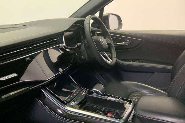 2023 Audi SQ7 4.0 MY23.5 Vorsprung TFSI  507 PS tiptronic