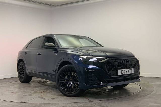 Audi Q8 3.0 SUV  Black Edition 50 TDI quattro 286 PS tiptronic 4x4 vehicle Diesel Waitomo blue, metallic