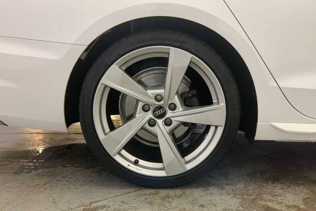 2022 Audi A4 Saloon 2.0 S line 40 TFSI  204 PS S tronic