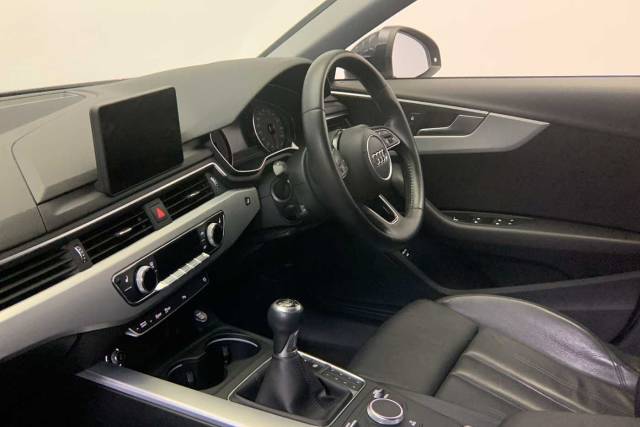 2019 Audi A4 Saloon 2.0 Sport 35 TFSI  150 PS 6-speed