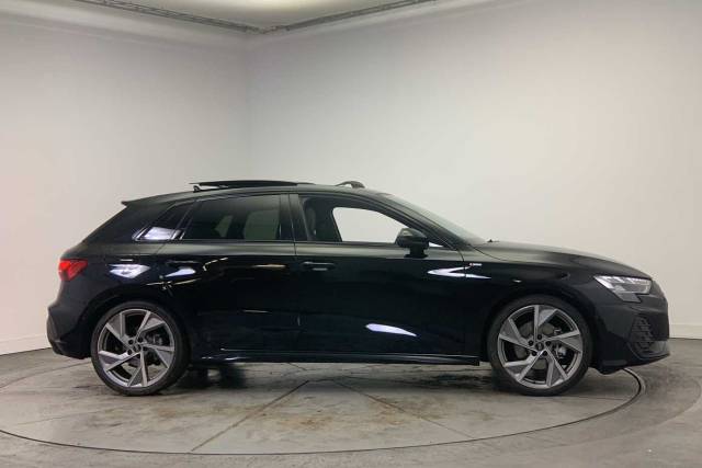 2025 Audi A3 Sportback 1.5 Black Edition 35 TFSI  150 PS S tronic