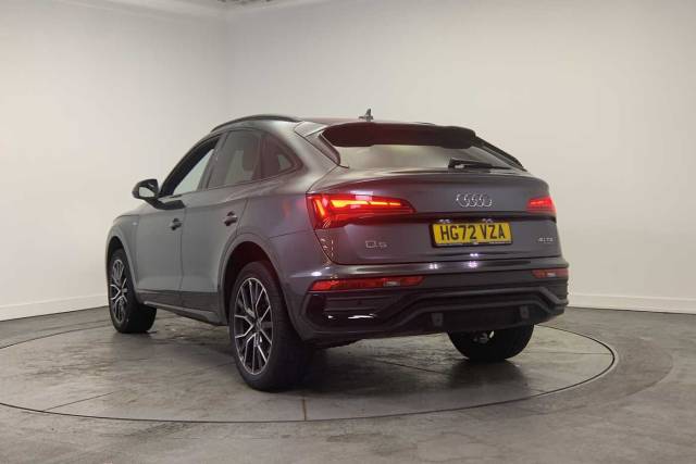 2022 Audi Q5 Sportback 2.0 Edition 1 40 TDI quattro 204 PS S tronic