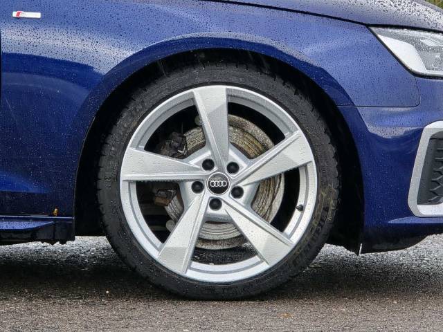 2022 Audi A4 Avant 2.0 Avant S line 35 TFSI  150 PS S tronic