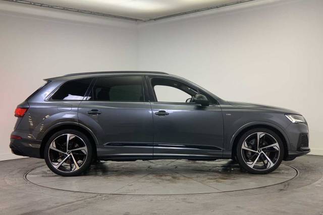 2021 Audi Q7 3.0 Black Edition 55 TFSI quattro 340 PS tiptronic