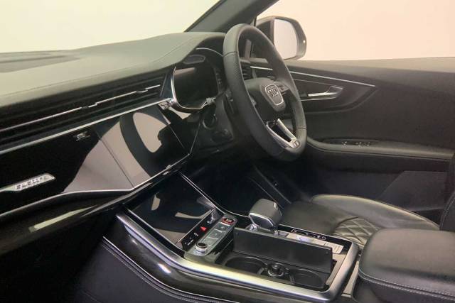 2024 Audi SQ8 4.0 Black Edition TFSI  507 PS tiptronic
