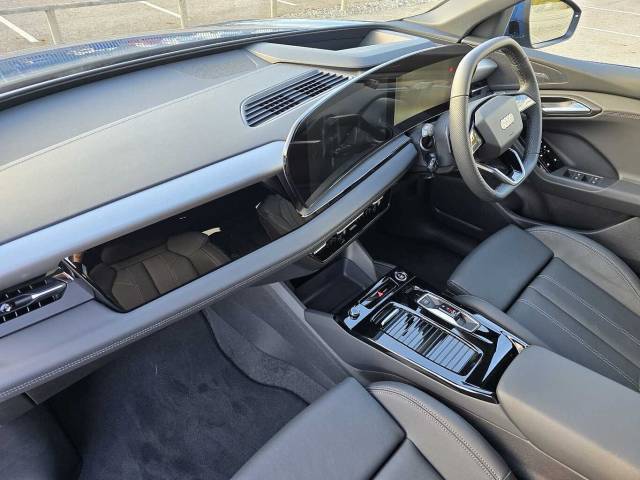 2025 Audi Q6 e-tron Q6 SUV S line e-tron performance  225,00 kW