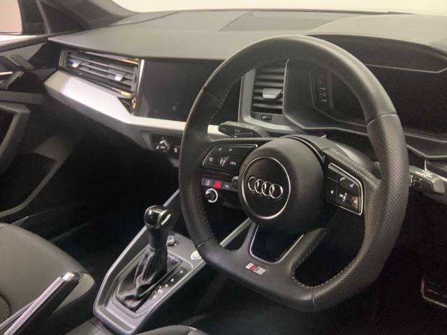 2019 Audi A1 Sportback 1.5 Vorsprung 35 TFSI  150 PS S tronic
