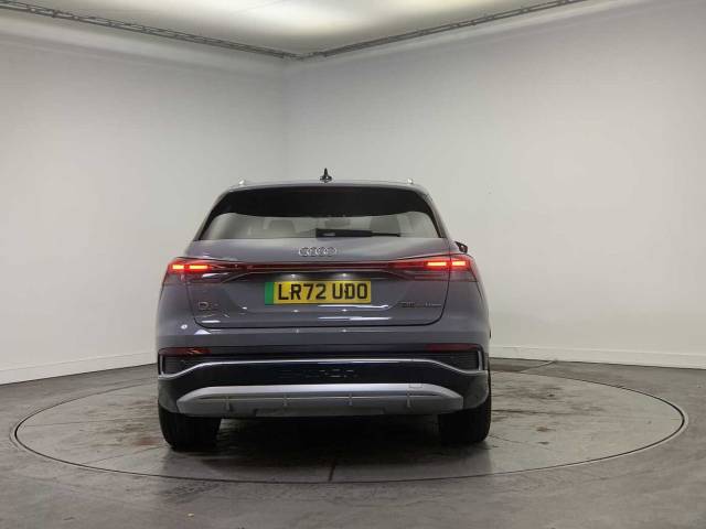 2022 Audi Q4 e-tron Q4  S line 35 e-tron  125,00 kW