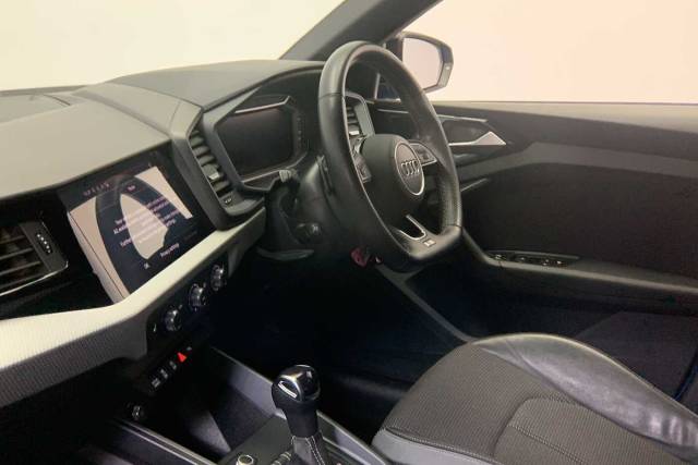2021 Audi A1 Sportback 1.0 Black Edition 30 TFSI  110 PS S tronic