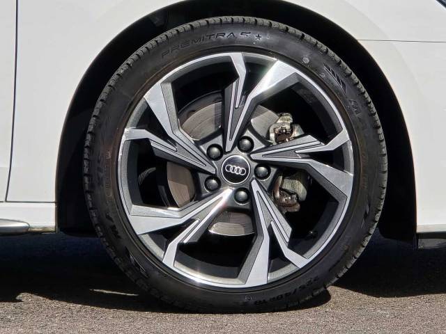 2022 Audi A3 Sportback 1.0 S line 30 TFSI  110 PS 6-speed