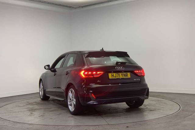 2021 Audi A1 Sportback 1.0 S line 30 TFSI  110 PS 6-speed