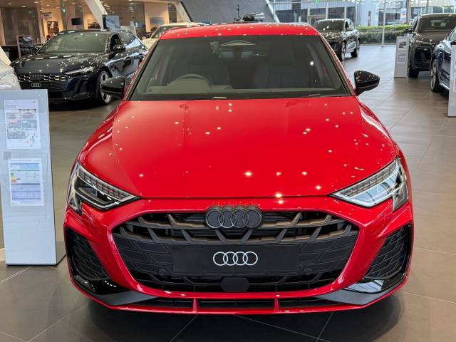 Audi A3 Sportback 1.5 AUDI A3 Sportback Black Edition TFSI 150 PS 6-speed