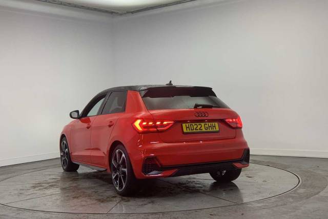 2022 Audi A1 Sportback 1.5 Black Edition 35 TFSI  150 PS S tronic