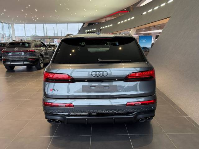 Audi SQ7 4.0 AUDI SQ7 SUV Black Edition TFSI 507 PS tiptronic