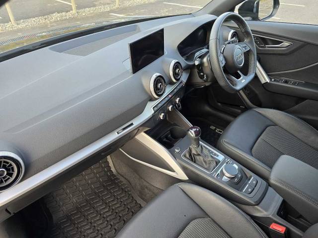 2023 Audi Q2 1.5 Black Edition 35 TFSI  150 PS S tronic