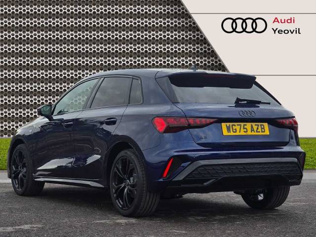 2025 Audi A3 Sportback 1.5 Black Edition TFSI e  204 PS S tronic