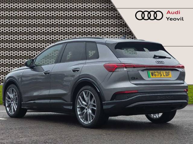 2025 Audi Q4 e-tron Q4  Black Edition 45 e-tron quattro 210,00 kW