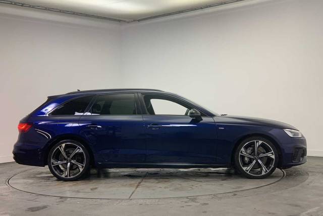 2023 Audi A4 Avant 2.0 Avant Black Edition 40 TFSI  204 PS S tronic