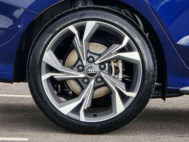 2025 Audi A3 Saloon 1.5 S line 35 TFSI  150 PS S tronic