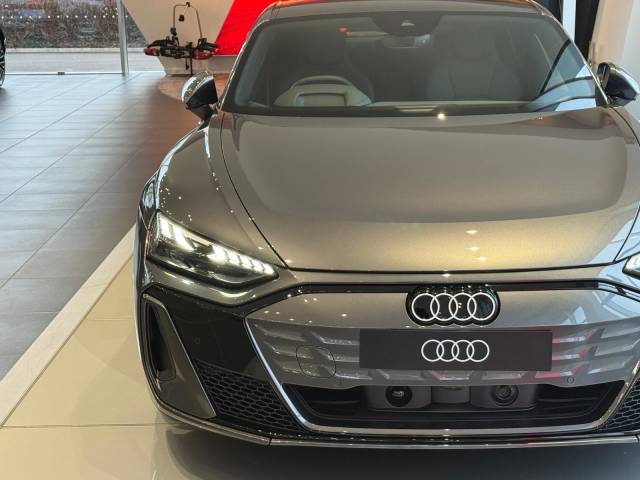 2026 Audi E-tron Gt AUDI e-tron GT quattro 370,00 kW