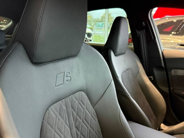 2025 Audi A5 Saloon 2.0 AUDI A5 Saloon Edition 1 TFSI 204 PS S tronic