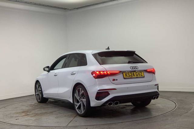 2024 Audi S3 Sportback 2.0 Black Edition TFSI  310 PS S tronic