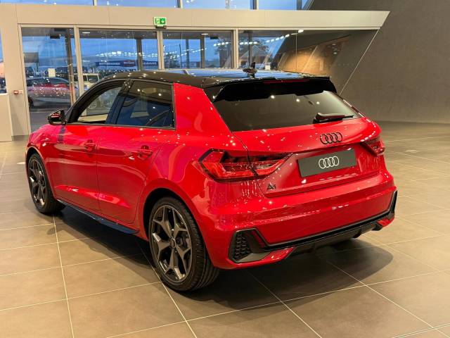Audi A1 Sportback 1.0 AUDI A1 Sportback Black Edition 30 TFSI 116 PS S tronic