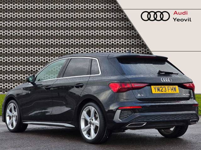 2023 Audi A3 Sportback 1.5 S line 35 TFSI  150 PS 6-speed
