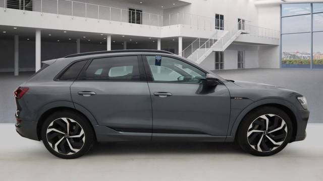 2022 Audi E-tron Black Edition 50 quattro 230,00 kW