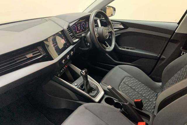2020 Audi A1 1.0 Sportback Sport 30 TFSI  116 PS S tronic