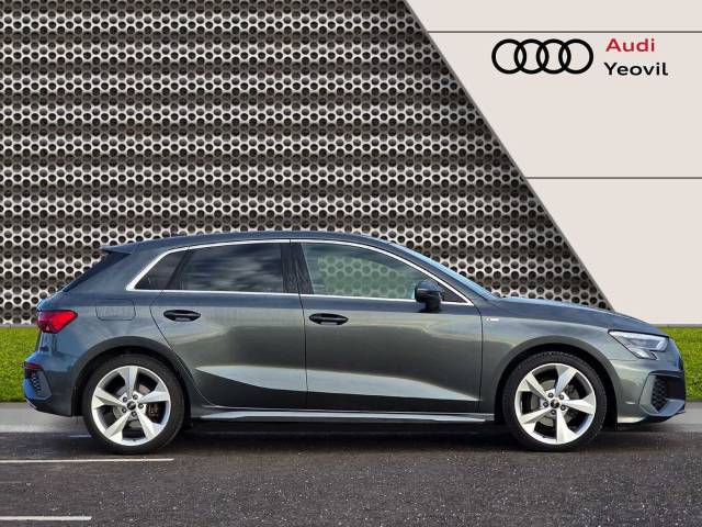 2023 Audi A3 Sportback 1.5 S line 35 TFSI  150 PS S tronic