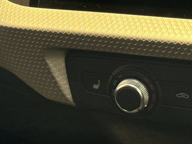 Audi A1 Sportback 1.0 AUDI A1 Sportback Black Edition 25 TFSI 95 PS 5-speed