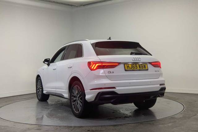2019 Audi Q3 2.0 S line 35 TDI  150 PS S tronic