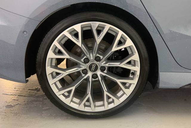 2023 Audi RS 3 Sportback 2.5 RS 3 Sportback    400 PS S tronic