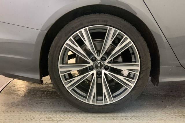 2022 Audi A6 2.0 Avant S line 40 TFSI  204 PS S tronic