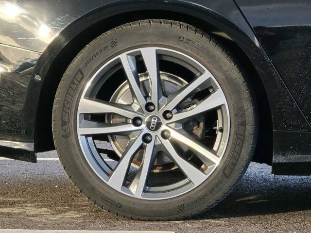 2023 Audi A6 2.0 Avant S line 40 TFSI  204 PS S tronic