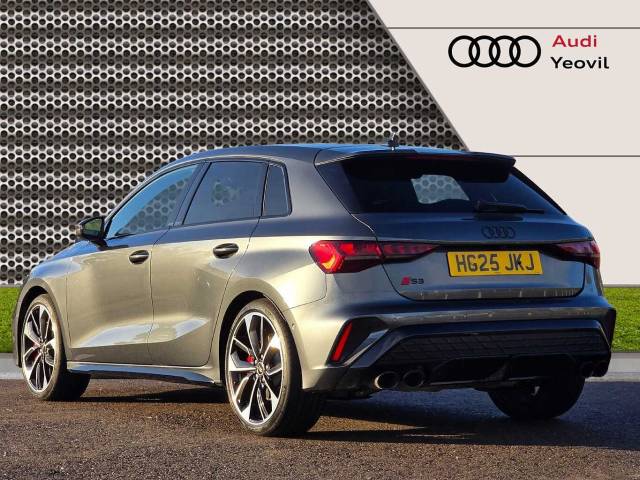 2025 Audi S3 Sportback 2.0 Vorsprung TFSI  333 PS S tronic